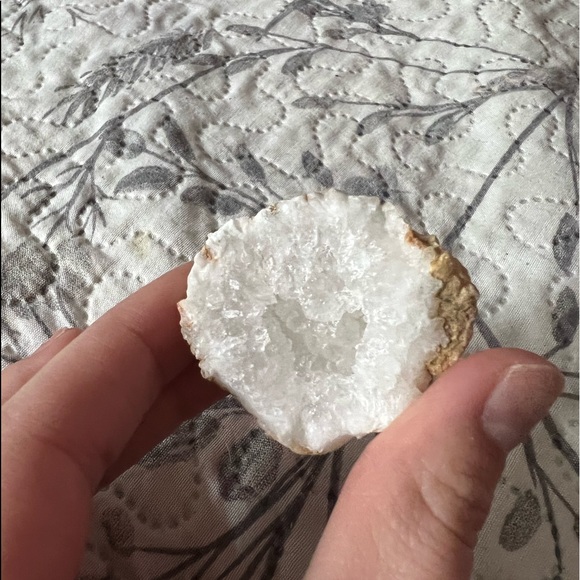 Geode - Picture 2 of 5
